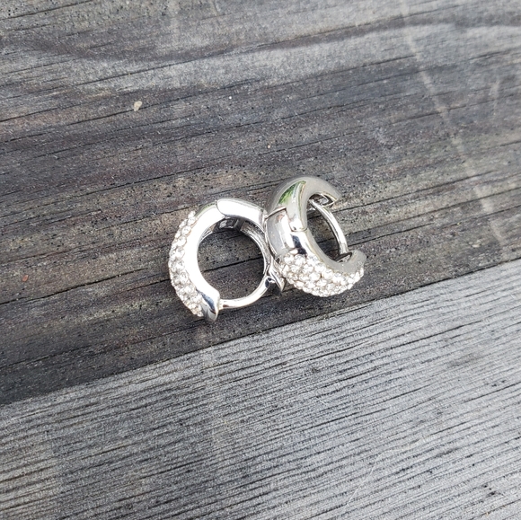 Huggie Earrings with pave Swarovski crystals - Picture 2 of 8